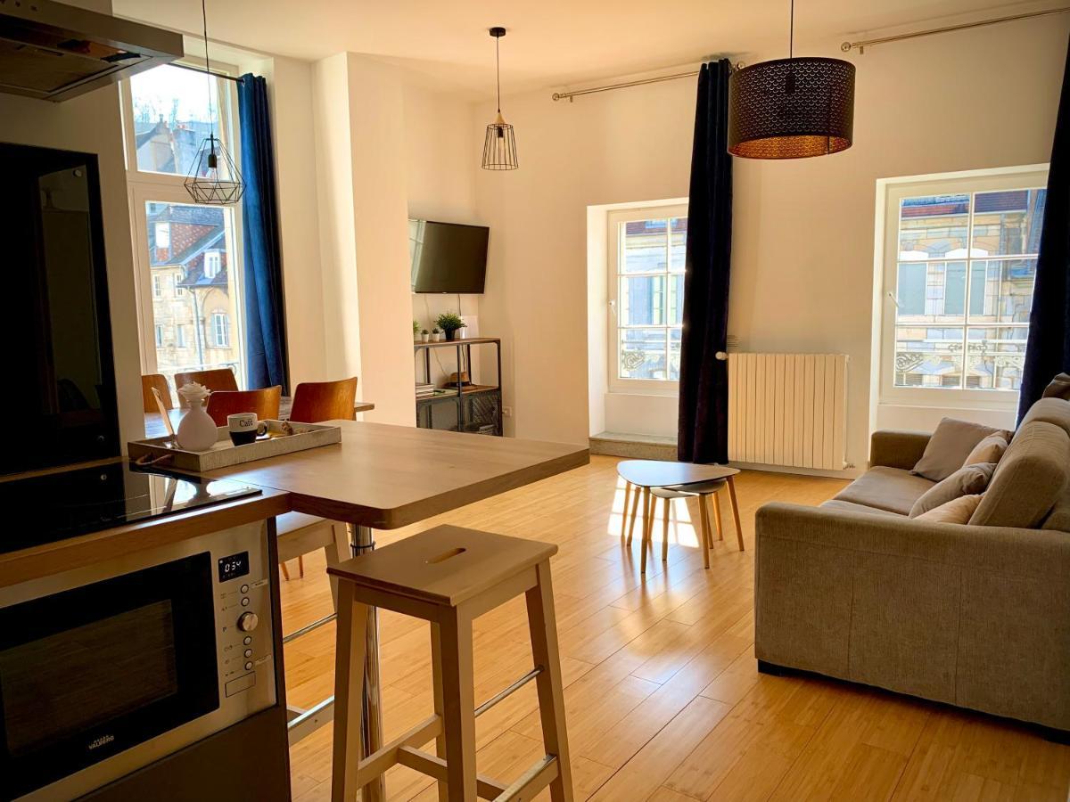 Les Fabuleux Appartements Du Coeur De Ville - Place Victor Hugo Besançon Dış mekan fotoğraf