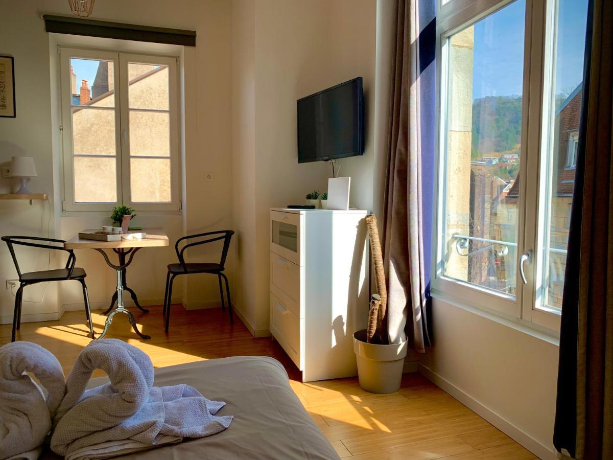 Les Fabuleux Appartements Du Coeur De Ville - Place Victor Hugo Besançon Dış mekan fotoğraf