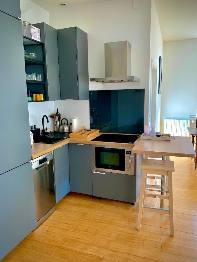 Les Fabuleux Appartements Du Coeur De Ville - Place Victor Hugo Besançon Dış mekan fotoğraf