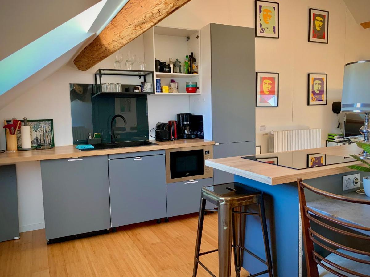 Les Fabuleux Appartements Du Coeur De Ville - Place Victor Hugo Besançon Dış mekan fotoğraf